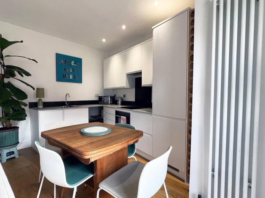 Poets Rest, Free Parking, Ev Socket Fees Apply Walk To Beach Brighton Exteriör bild